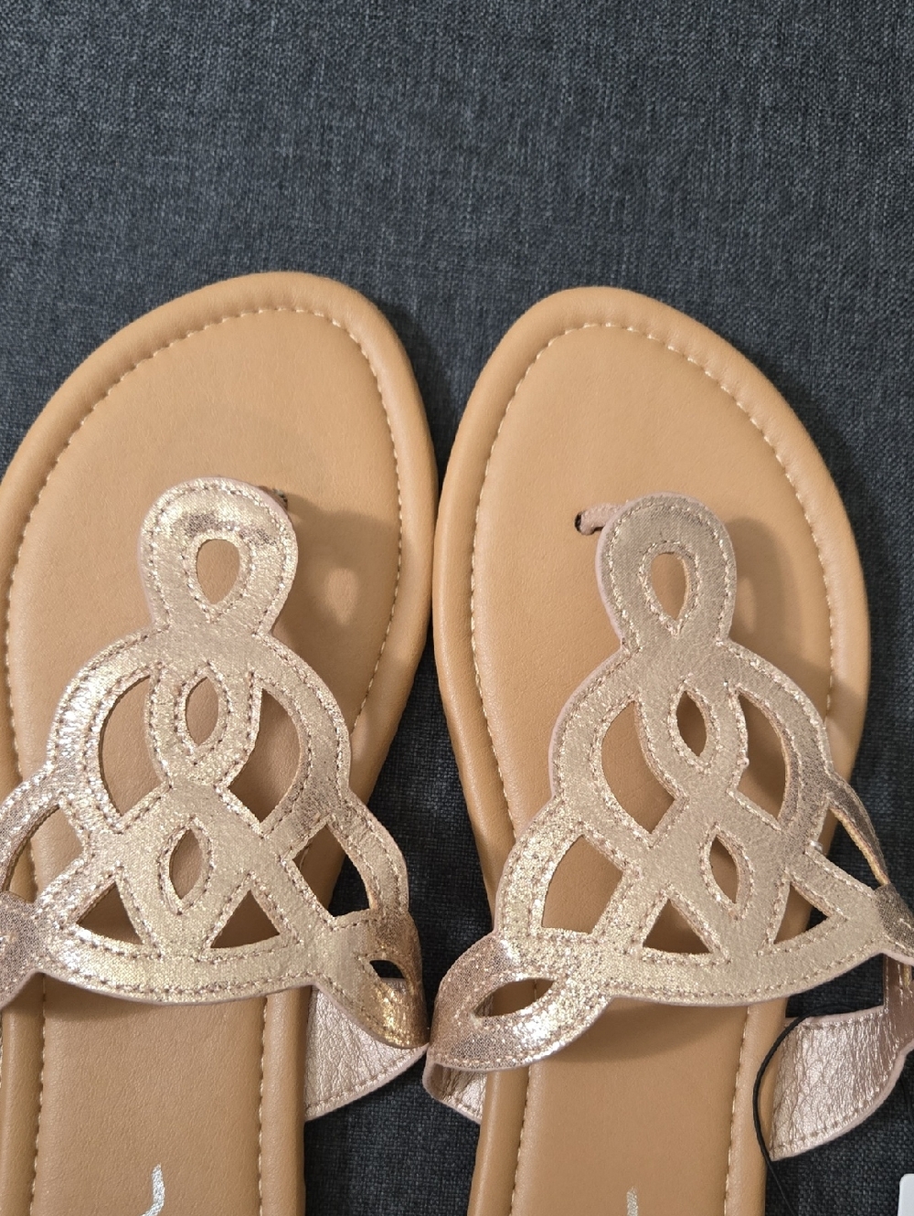 LM Sandals - Picture 4 of 6